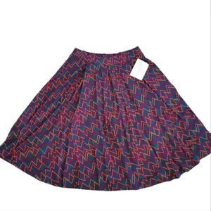 NWT LULAROE MADISON ZIG ZAG SKIRT W/ POCKETS SZ. M